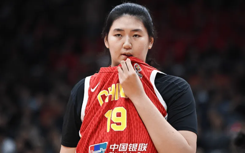 媒体人:张子宇是全队唯一得分超过7分的中国女篮球员